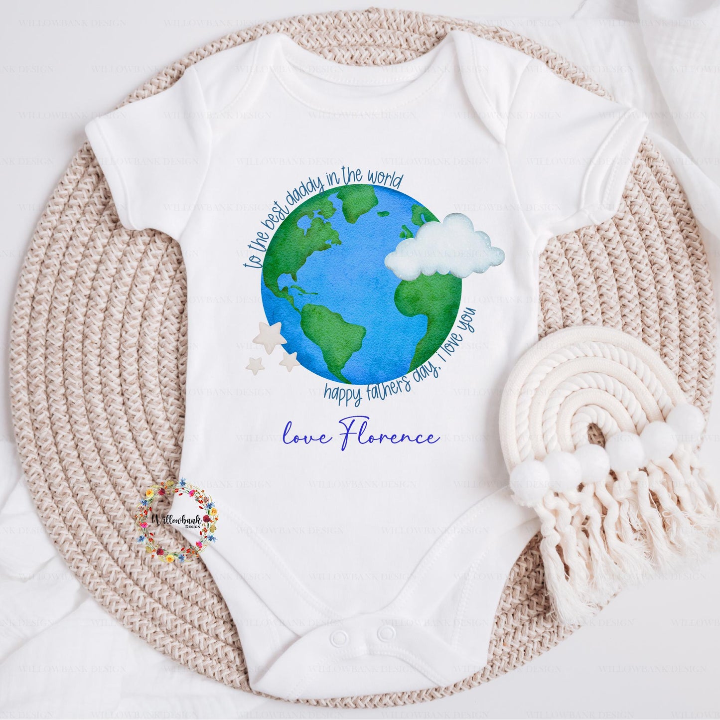 Personalised The Best Daddy In The World Happy Fathers Day Baby Outfit l Baby Vest l Babygrow l Onesie l Sleepsuit