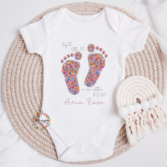Personalised Floral Tiny Feet Baby Bodysuit l Baby Girl Vest l New Baby Gift l Babygrow l Unisex l Neutral l Baby Boy l Welcome To The World